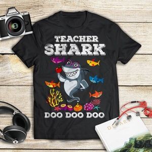 Funny Teacher Shark Doo Doo Doo T-Shirt